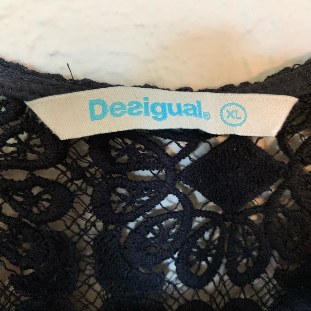 Desigual Lace Topped Flowing Tank Size XL - Picture 3 of 4